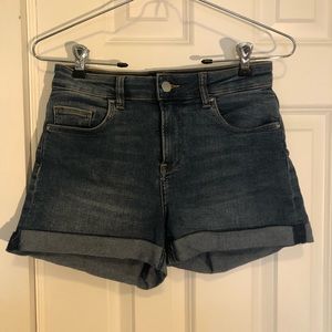 H&M | Cuffed Jean Shorts Size 2